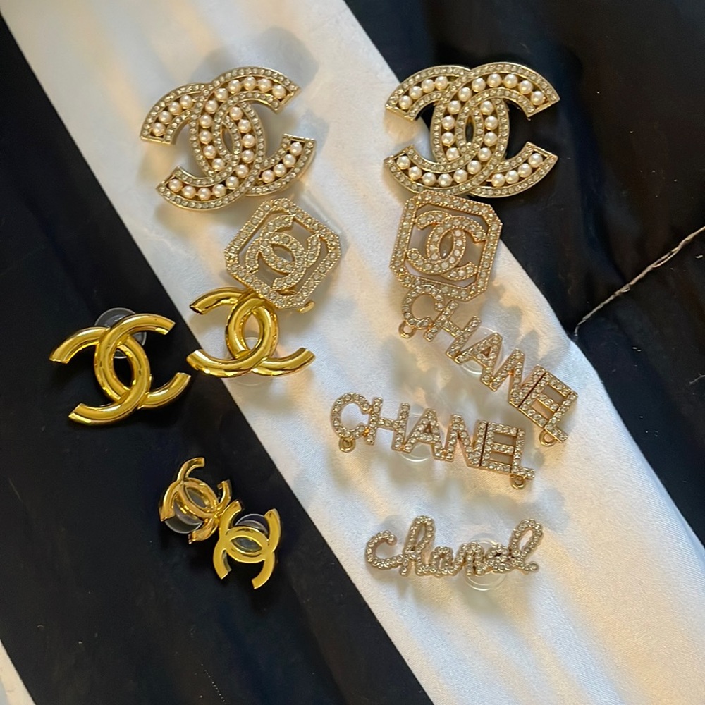 Chanel croc charms